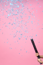 CONFETTI CANNON SHOOTING OUT BLUE TISSUE PAPER CIRCLES 60 CM
