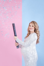 CONFETTI CANNON SHOOTING OUT BLUE TISSUE PAPER CIRCLES 60 CM