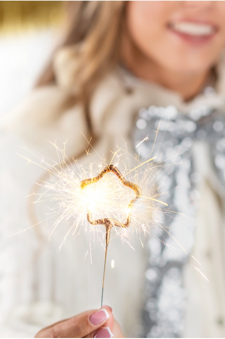 STAR-SHAPED SPARKLERS